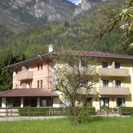 Silvana 3* Pieve Di Ledro